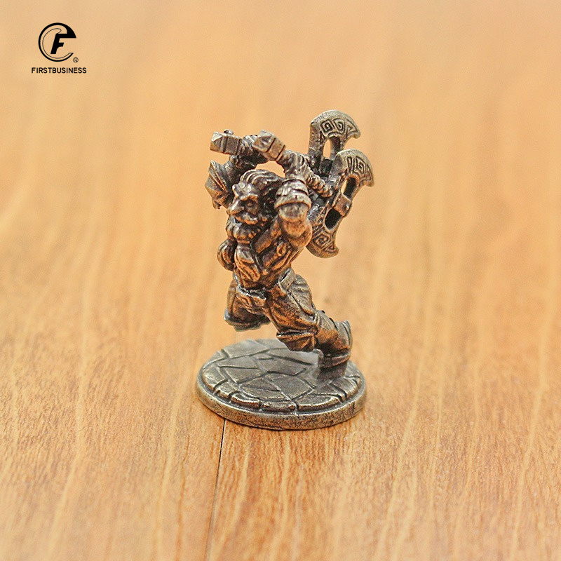 Vintage White Brass Miniature  - Retro Gaming Decor recensione e prezzo