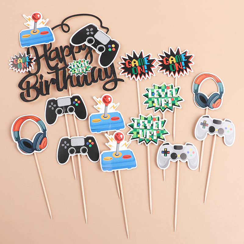 13Pcs Video Retro Game Cake To - Retro Gaming Decor recensione e prezzo
