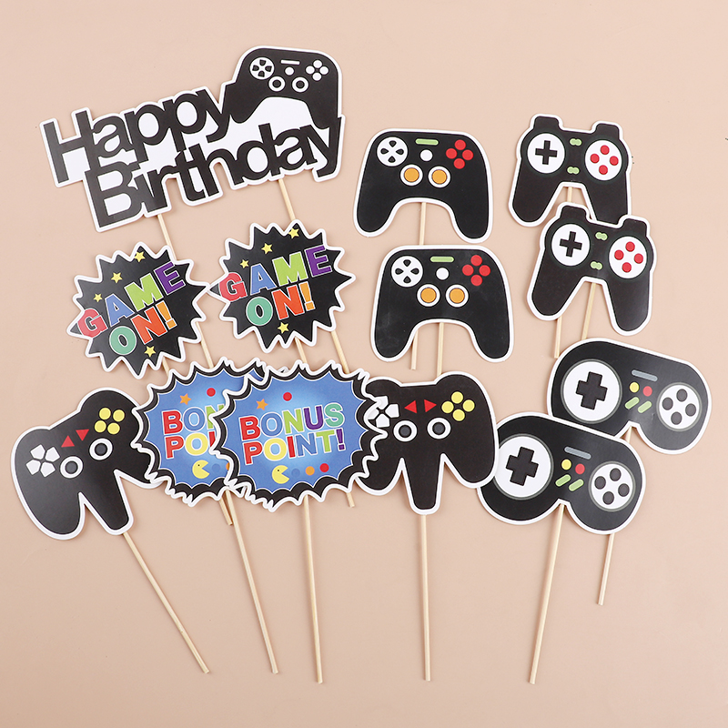 13Pcs Video Retro Game Cake To - Retro Gaming Decor recensione e prezzo